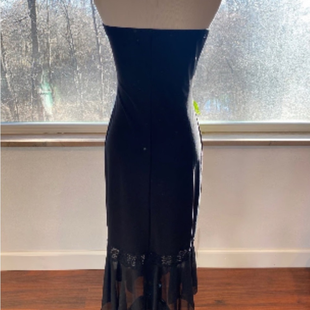 Elegant Black Strapless Dress